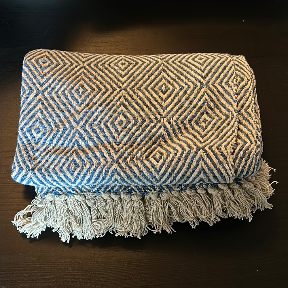 Geometric Blue and Cream Throw Blanket